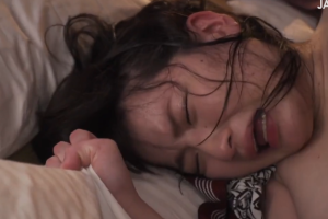 【ポンコツ相部屋】美人上司ポンコツ部下相部屋お姉さんパイズリフェラ手コキ顔射エロ動画