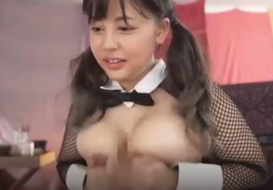 【パイパン中出し巨乳手コキで悩殺コス！】性感メンズエステで悩殺おもてなしするエロ動画