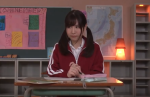 【パイズリ】学校で教師を誘惑して絞り取る！巨乳で挟み込み手で抜く美少女エロ動画！